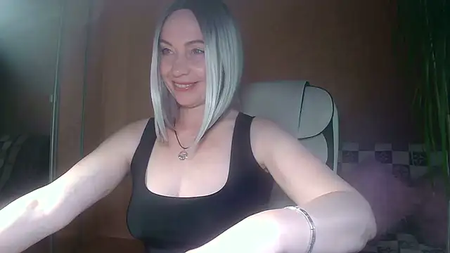 Snapshot of Roxolana_Drim chatting on 06/02/26, 09:33 Roxolana Drim online show from 06/02/26, 09:33
