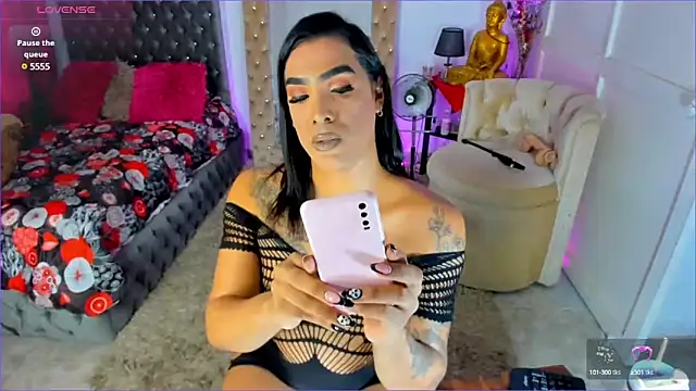 Snapshot of Samra_Naugthy chatting on 02/23/25, 08:22 Samra Naugthy online show from 02/23/25, 08:22