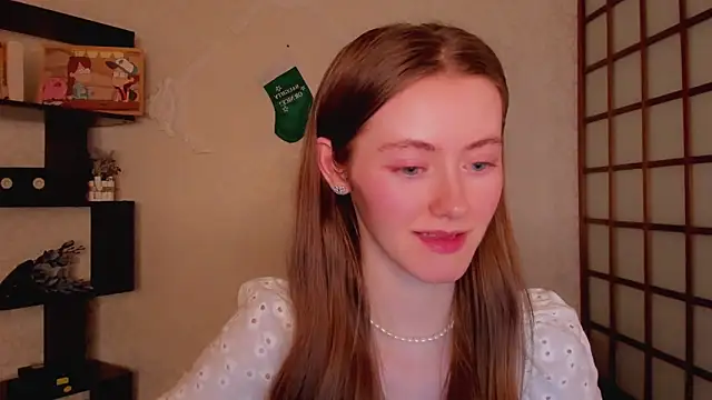 Snapshot of KateCuddle chatting on 12/31/24, 07:53 KateCuddle online show from 12/31/24, 07:53