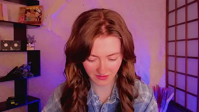 Snapshot of KateCuddle chatting on 01/20/25, 02:11 KateCuddle online show from 01/20/25, 02:11