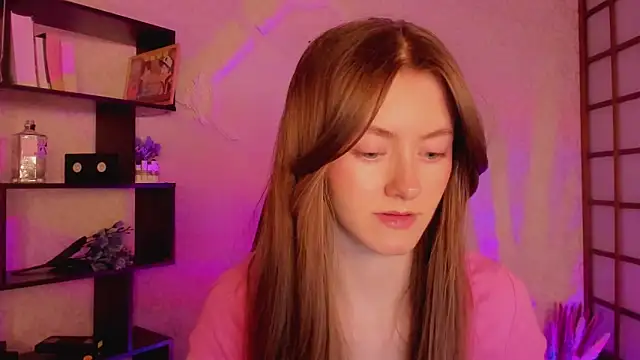 Snapshot of KateCuddle chatting on 01/31/25, 02:37 KateCuddle online show from 01/31/25, 02:37