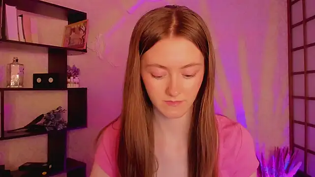 Snapshot of KateCuddle chatting on 01/31/25, 05:51 KateCuddle online show from 01/31/25, 05:51