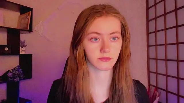 Snapshot of KateCuddle chatting on 02/27/25, 02:10 KateCuddle online show from 02/27/25, 02:10