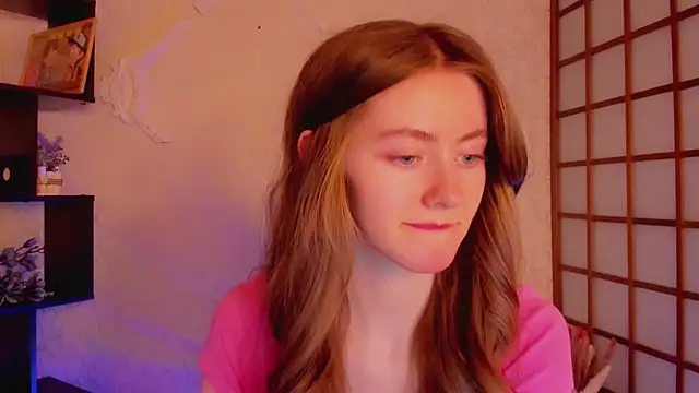 Snapshot of KateCuddle chatting on 03/05/25, 05:18 KateCuddle online show from 03/05/25, 05:18