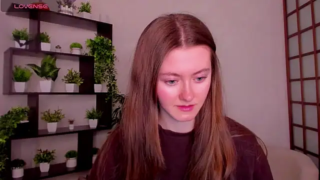 Snapshot of KateCuddle chatting on 12/01/25, 01:54 KateCuddle online show from 12/01/25, 01:54