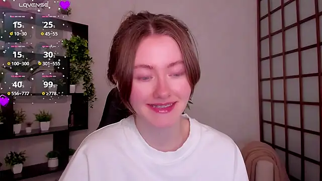 Snapshot of KateCuddle chatting on 02/09/26, 03:10 KateCuddle online show from 02/09/26, 03:10