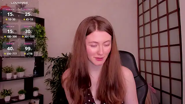 Snapshot of KateCuddle chatting on 03/02/26, 05:08 KateCuddle online show from 03/02/26, 05:08