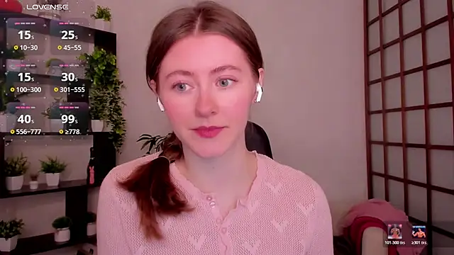 Snapshot of KateCuddle chatting on 03/16/26, 03:01 KateCuddle online show from 03/16/26, 03:01