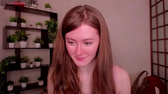 Snapshot of KateCuddle chatting on 04/09/26, 02:33 KateCuddle online show from 04/09/26, 02:33