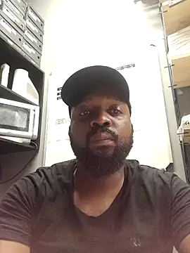 Snapshot of TYGER999 chatting on 01/30/25, 12:06 TYGER999 online show from 01/30/25, 12:06