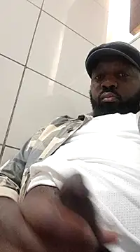 Snapshot of TYGER999 chatting on 02/14/25, 07:28 TYGER999 online show from 02/14/25, 07:28