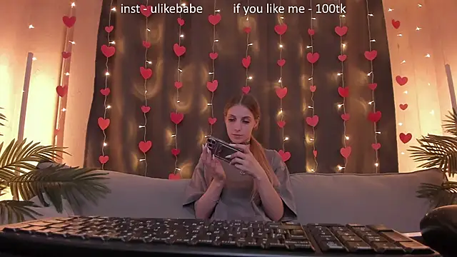 Anna Fink online show from 02/14/25, 12:14