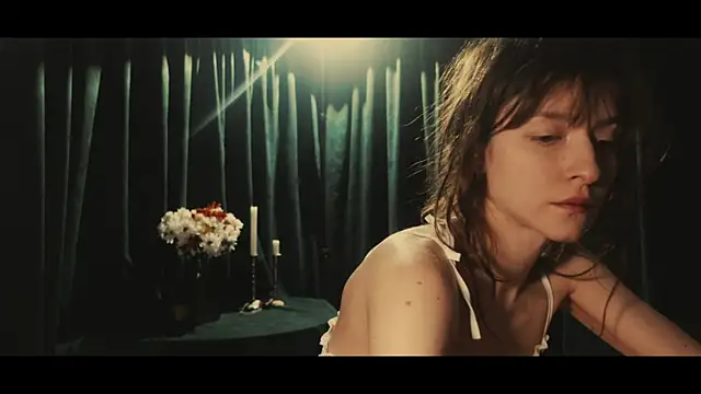 Snapshot of WebCora chatting on 04/12/26, 04:34 WebCora online show from 04/12/26, 04:34