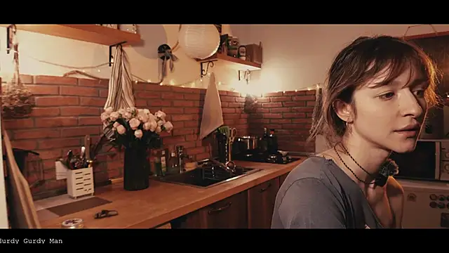 Snapshot of WebCora chatting on 04/22/26, 05:47 WebCora online show from 04/22/26, 05:47