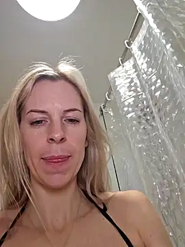 Amber riivers online show from 01/31/25, 10:31