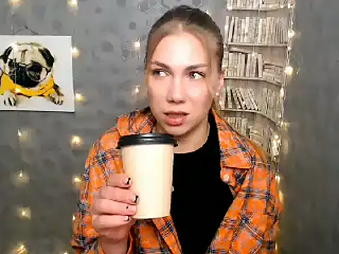 Sport Tall Doll online show from 02/04/25, 09:17