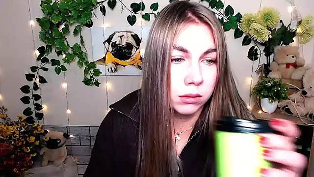 Sport Tall Doll online show from 11/11/25, 09:20