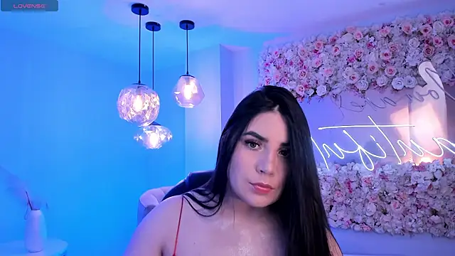 Snapshot of KendraClarkX chatting on 04/05/26, 02:53 KendraClarkX online show from 04/05/26, 02:53