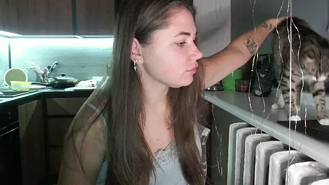 delightful sofi online show from 10/17/25, 06:32