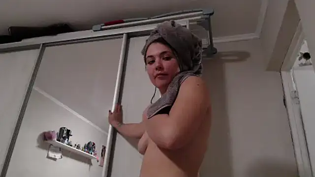 delightful sofi online show from 02/25/26, 05:33