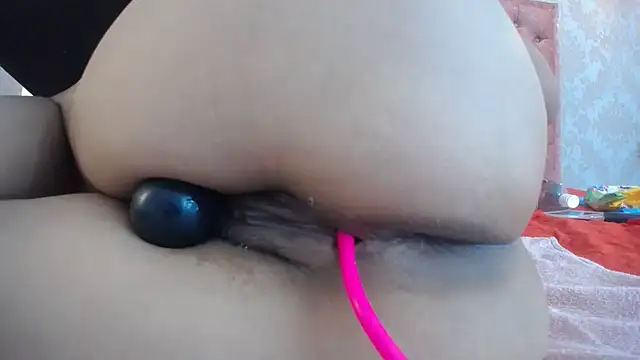 SHARICK GRECO online show from 02/08/25, 03:21