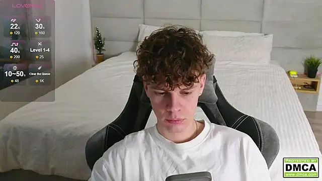 cute thomas online show from 12/29/24, 04:38