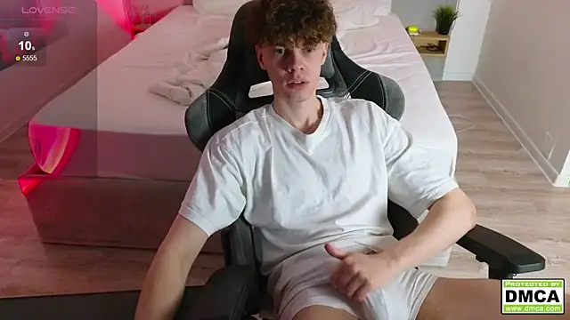 cute thomas online show from 02/04/25, 09:20