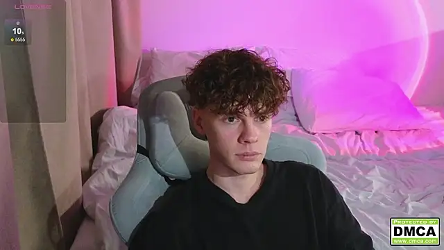 Snapshot of cute_thomas chatting on 03/11/26, 07:53 cute thomas online show from 03/11/26, 07:53