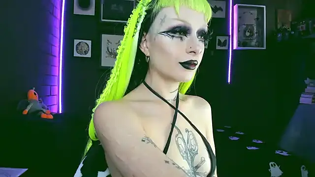 Snapshot of insania_9999_ chatting on 02/06/25, 03:09 insania 9999  online show from 02/06/25, 03:09