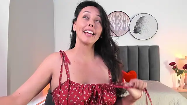 SaharaGarcia   online show from 02/20/25, 08:14