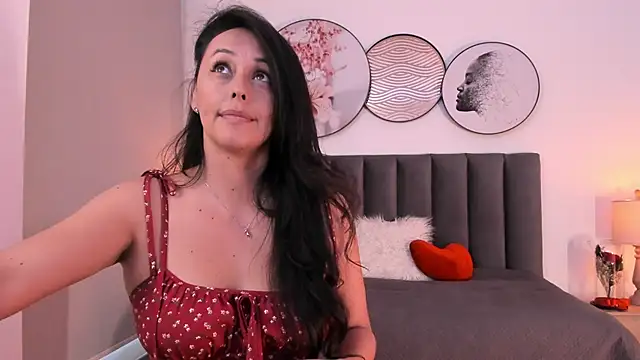 SaharaGarcia   online show from 09/29/25, 07:30