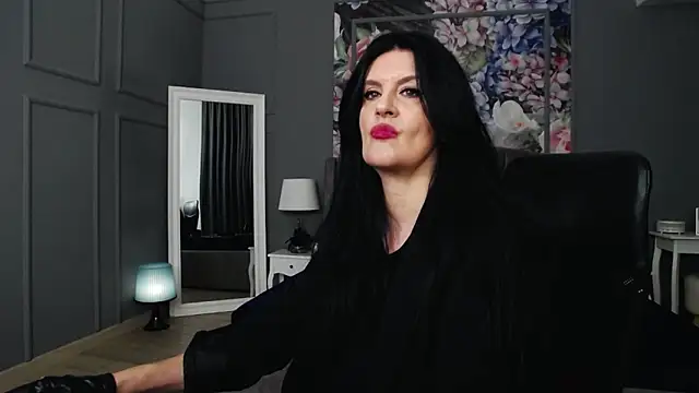 DomMelissaW online show from 12/12/24, 09:15