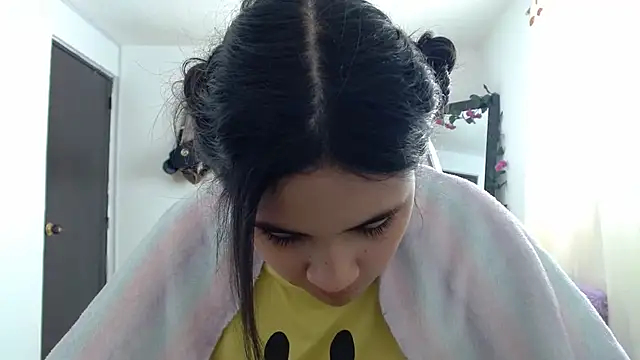 InocentHeaven1 online show from 12/21/24, 03:42