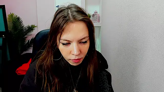 Persephoni online show from 01/24/25, 05:42