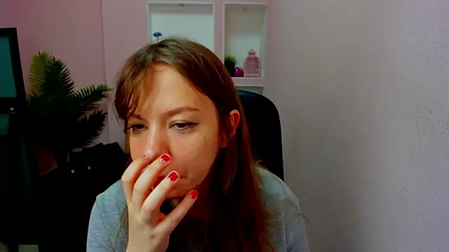 Persephoni online show from 10/25/25, 10:45