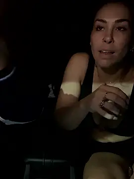 Snapshot of LeaGambit__ chatting on 01/11/26, 03:33 LeaGambit online show from 01/11/26, 03:33