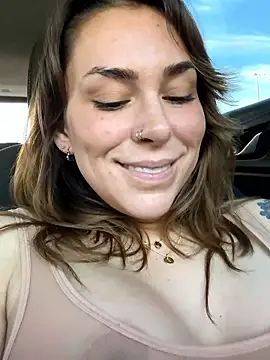 Snapshot of LeaGambit__ chatting on 01/12/26, 06:13 LeaGambit online show from 01/12/26, 06:13