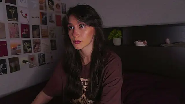 itssophiie online show from 09/11/25, 02:39