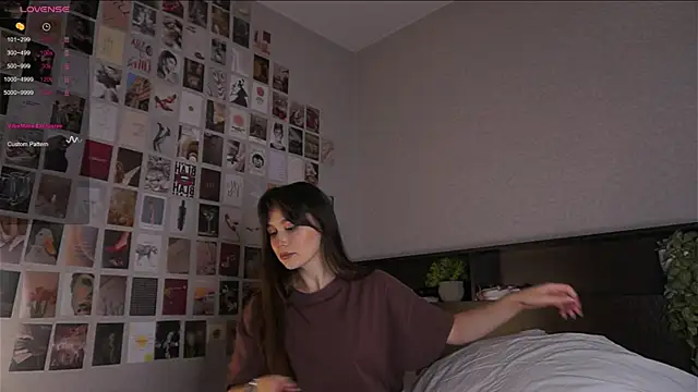 itssophiie online show from 09/28/25, 07:08