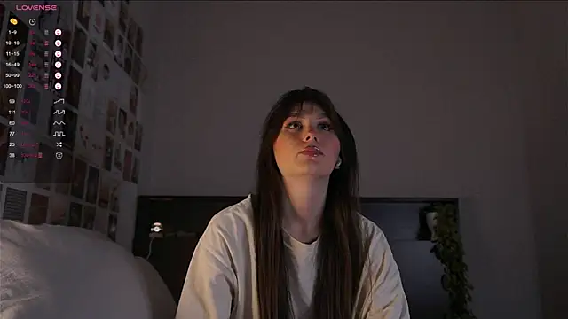 itssophiie online show from 10/03/25, 08:06