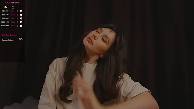 Snapshot of itssophiie chatting on 12/21/25, 09:00 itssophiie online show from 12/21/25, 09:00