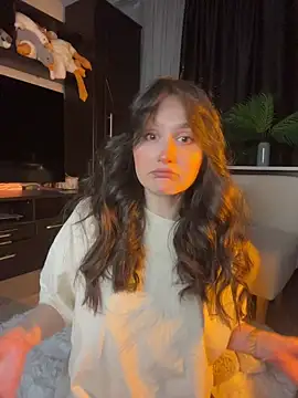 itssophiie online show from 04/10/26, 06:23