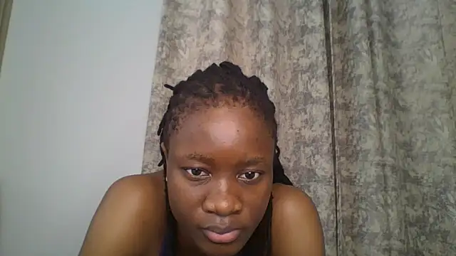 Snapshot of sweet_sassy_ chatting on 11/03/25, 04:25 sweet sassy online show from 11/03/25, 04:25