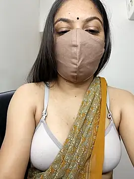 Snapshot of _desigori chatting on 03/12/26, 03:23 desigori online show from 03/12/26, 03:23