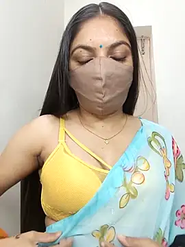 Snapshot of _desigori chatting on 03/14/26, 03:45 desigori online show from 03/14/26, 03:45