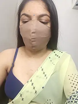 Snapshot of _desigori chatting on 03/28/26, 04:23 desigori online show from 03/28/26, 04:23