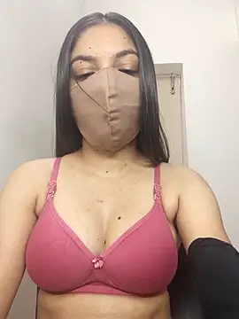 Snapshot of _desigori chatting on 03/30/26, 04:13 desigori online show from 03/30/26, 04:13