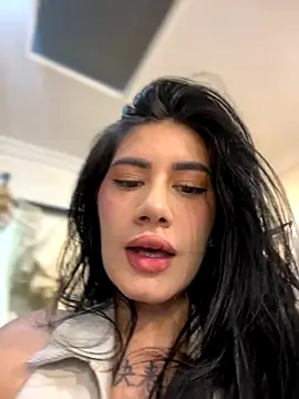 clarachanelricek online show from 10/04/25, 07:12