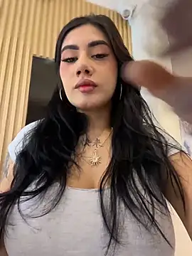 clarachanelricek online show from 12/02/25, 07:42