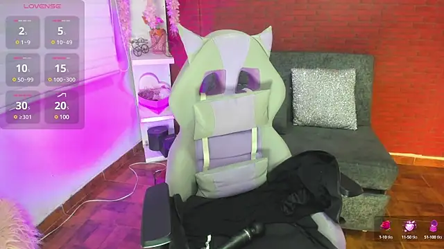 lucy beatifull online show from 02/28/25, 02:53